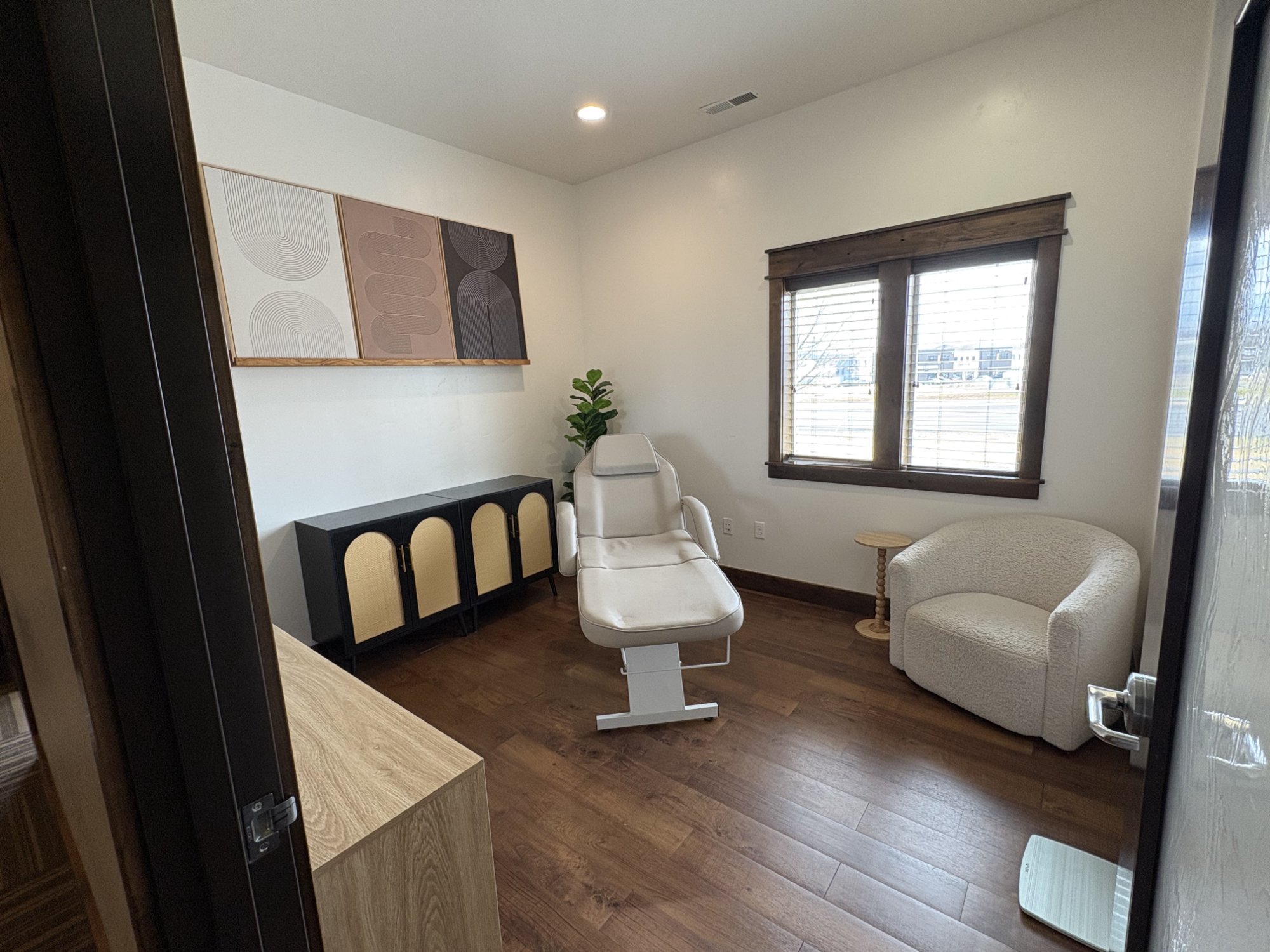 Private treatment room at Snake River Acupuncture